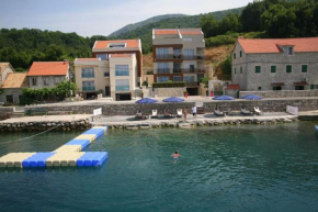  Apartments Villa Jelena  Тиват